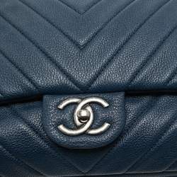 Pre Owned Chanel Blue Chevron Leather XXL Travel Flap Bag 