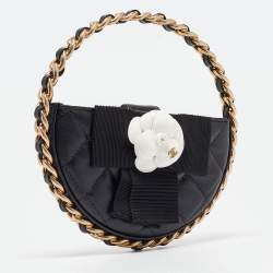 Pre Owned Chanel Black Quilted Leather Mini Round Camellia Clutch