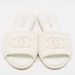 Chanel White Shearling CC Flat Slides Size 38.5