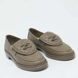 Chanel Grey Quilted Leather CC Turnlock Loafers Size 37.5