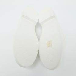 Pre Owned Chanel White Quilted Leather CC Turnlock Loafers Size 37.5