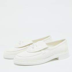 Pre Owned Chanel White Quilted Leather CC Turnlock Loafers Size 37.5