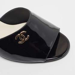 Chanel Black Patent Leather CC Slide Sandals Size 42