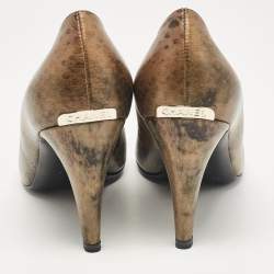 Pre Owned Chanel Brown/Black Snake Print Leather and Canvas Cap Toe Pumps Size 41.5