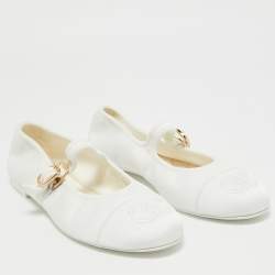 Pre Owned Chanel White Canvas CC Ballet Flats Size 38