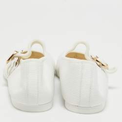 Pre Owned Chanel White Canvas CC Ballet Flats Size 38