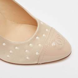 Pre Owned Chanel Beige Satin Pearl Embellished CC Cap Toe Pumps Size 40