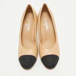 Pre Owned Chanel Beige/Black Quilted Leather and Canvas Cap Toe CC Pumps Size 40.5