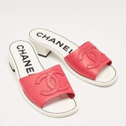 Chanel Pink Leather CC Slide Sandals Size 39.5