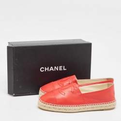 Chanel Red Leather CC Cap Toe Espadrille Flats Size 40