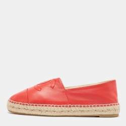 Chanel Red Leather CC Cap Toe Espadrille Flats Size 40