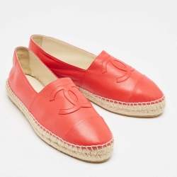 Chanel Red Leather CC Cap Toe Espadrille Flats Size 40