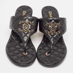 Chanel Black Quilted Leather Chain Link CC Thong Slide Sandals Size 40