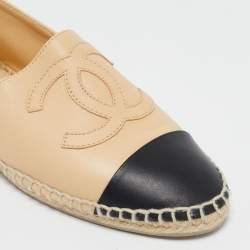 Pre Owned Chanel Beige/Black Leather  CC Cap Toe Espadrille Flats Size 38