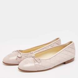 Pre Owned Chanel Beige Leather CC Cap Toe  Ballet Flats Size 39