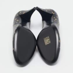 Chanel Black Patent and Leather CC Cap Toe Pumps Size 37.5