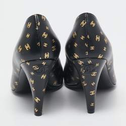 Chanel Black Patent and Leather CC Cap Toe Pumps Size 37.5