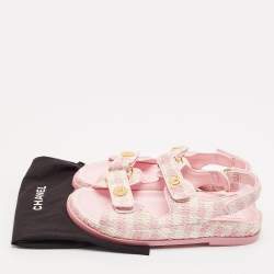 مملوكة مسبقًا Chanel Cream/Pink Tweed Fabric Dad Sandals Size 40
