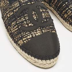 Pre Owned Chanel Black/Gold Canvas and Tweed CC Espadrille Flats Size 41
