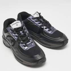 مملوكة مسبقًا Chanel Tricolor Leather Perforated and Mesh CC Lace Up Sneakers Size 38