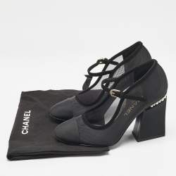 Pre Owned Chanel Black Lace and Suede Interlocking CC Logo Pumps Size 37