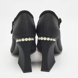 Pre Owned Chanel Black Lace and Suede Interlocking CC Logo Pumps Size 37
