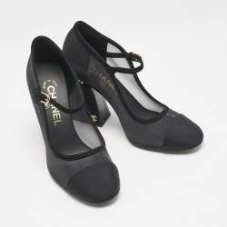 Pre Owned Chanel Black Lace and Suede Interlocking CC Logo Pumps Size 37