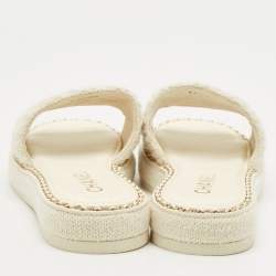 مملوكة مسبقًا Chanel White Tweed Chain Embellished Flat Sandals Size 38