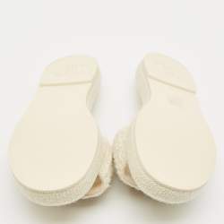 مملوكة مسبقًا Chanel White Tweed Chain Embellished Flat Sandals Size 38