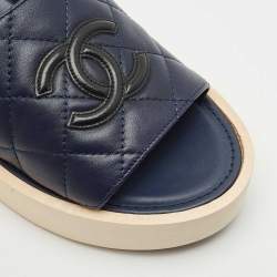 Chanel Blue/Black Quilted Leather CC Slide Sandals Size 40
