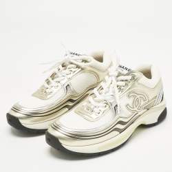 Pre Owned حذاء رياضي شانيل مقدم منخفض جلد سويدي وشبك بثلاثة ألوان CC مقاس 38