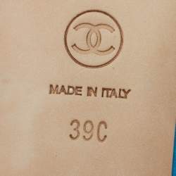 Pre Owned صندل فلات شانيل جلد سويدي أزرق كاميليا مقاس 38