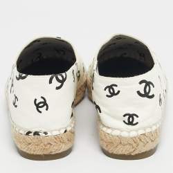 Pre Owned Chanel Cream/Black Leather CC Cap Toe Espadrille Flats Size 37