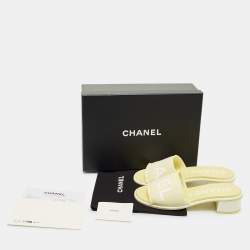 Pre Owned Chanel Yellow/White Fabric Logo Slide Sandals Size 38.5