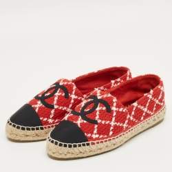 Pre Owned Chanel Red/Black Tweed and Canvas CC Cap Toe Espadrille Flats Size 39