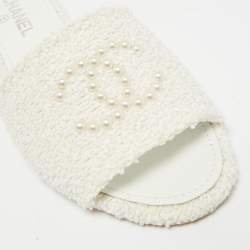 Pre Owned Chanel Interlocking CC Size 41 White Fabric Flat Slides
