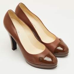 Pre Owned حذاء كعب عالي شانيل جلد بني ولامع برأس مغلف بنعل سميك مقاس 39.5