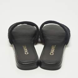 مملوكة مسبقًا Chanel CC Size 38 Black Crochet Flat Slides