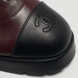 Pre Owned حذاء بوت شانيل ممتد إلى منتصف الساق جلد محبب أسود/ذهبي مقاس 40