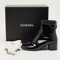 مملوكة مسبقًا Chanel CC Size 40 Black Patent Leather Ankle Length Boots