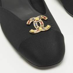 Pre Owned حذاء ماري جين فلات شانيل سي سي كنفس أسود مقاس 42