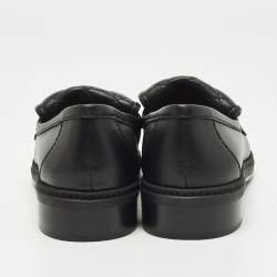 مملوكة مسبقًا Chanel Size 37 Black Quilted Leather CC Turnlock Loafers