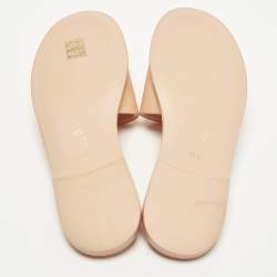 مملوكة مسبقًا شبشب شانيل سي سي جلدي زهري مسطح مقاس 38.5