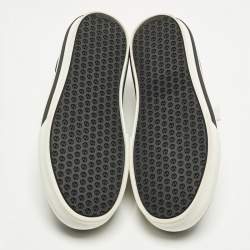 Pre Owned حذاء رياضي شانيل دانتيل حتى الركبة سويدي رمادي/أسود مقاس 37