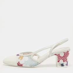 مملوكة مسبقًا Chanel Size 37 Multicolor Fabric and Patent Leather Cap Toe Block Heel Slingback Pumps