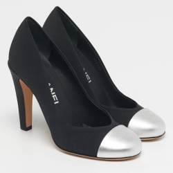 مملوكة مسبقًا Chanel CC Size 36 Black/Silver Grosgrain and Leather Cap Toe Pumps