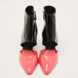 مملوكة مسبقًا Chanel CC Size 38.5 Black/Pink Cut out Patent Leather Booties