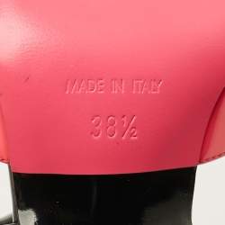 مملوكة مسبقًا Chanel CC Size 38.5 Black/Pink Cut out Patent Leather Booties