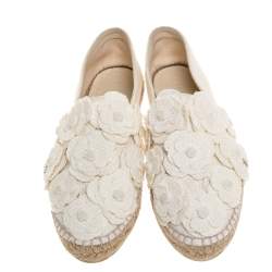 Pre Owned Chanel White Canvas CC Camellia Espadrilles Size 41