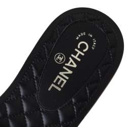 Pre Owned Chanel Two Tone Rope With Faux Pearls Cuba Flat Slide Size 41